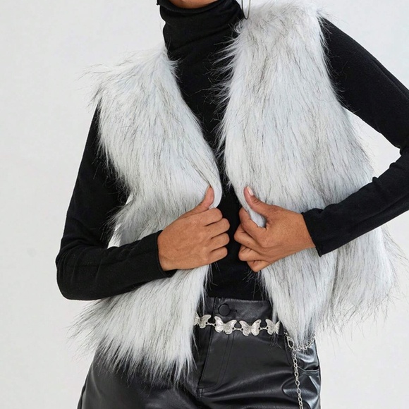 Cozy Vegan Fur Open Front Lined Loose Fit Vest - Picture 11 of 13